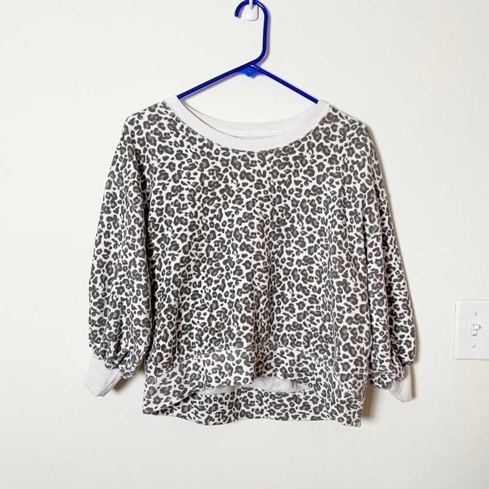Abercrombie and Fitch Cheetah Leopard Cropped Sweatshirt